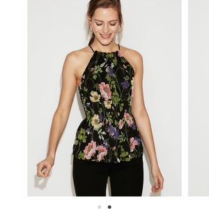 Black floral Express top